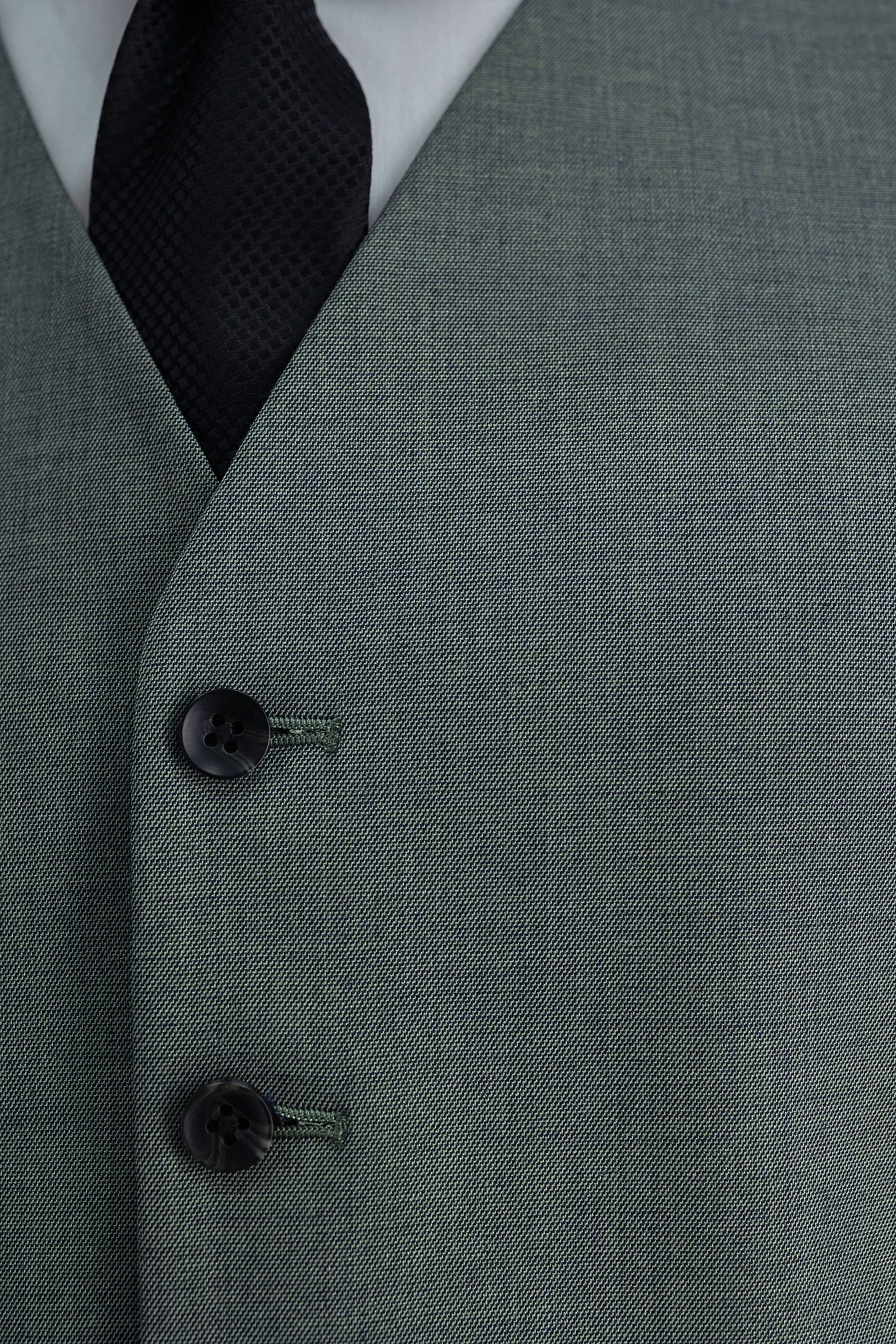 #color_medium green